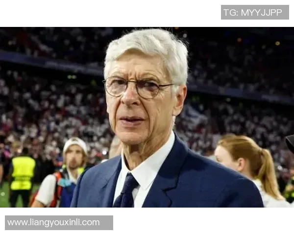 温格回归英超,接手曼联教鞭,球迷期待红魔重返巅峰 温格回归英超,接手曼联教鞭,球迷期待红魔重返巅峰